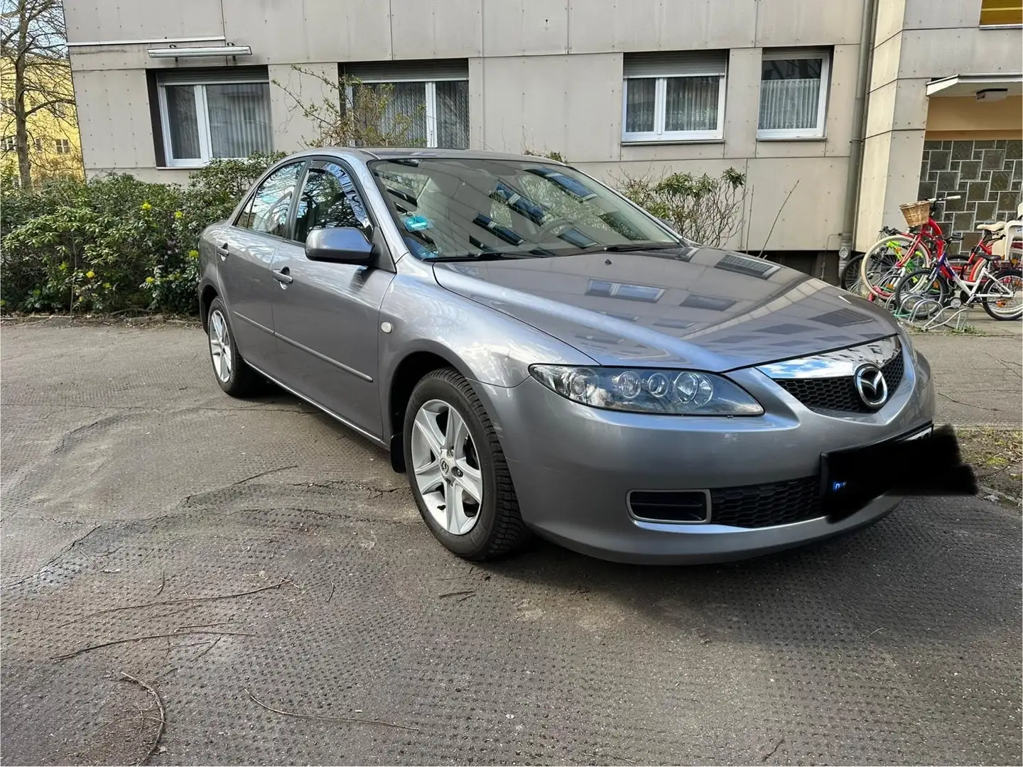 Mazda 6 2.0 Exclusive (4-trg.)(108kW) Grau - 2