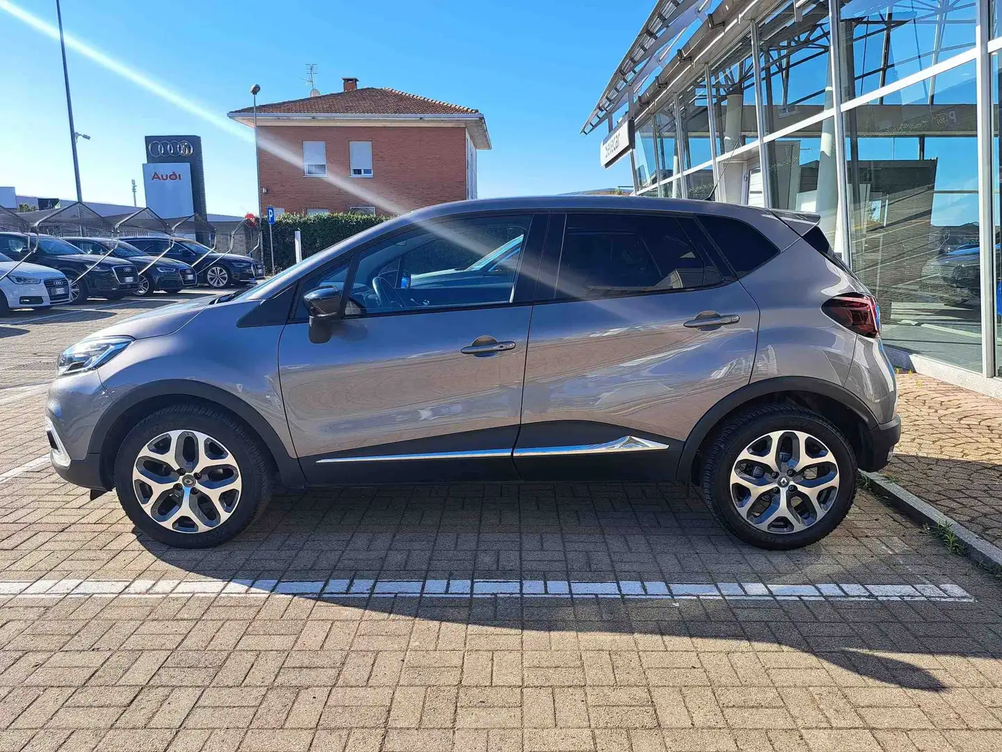Renault Captur Captur I 2017 0.9 tce Intens 90cv Grigio - 2