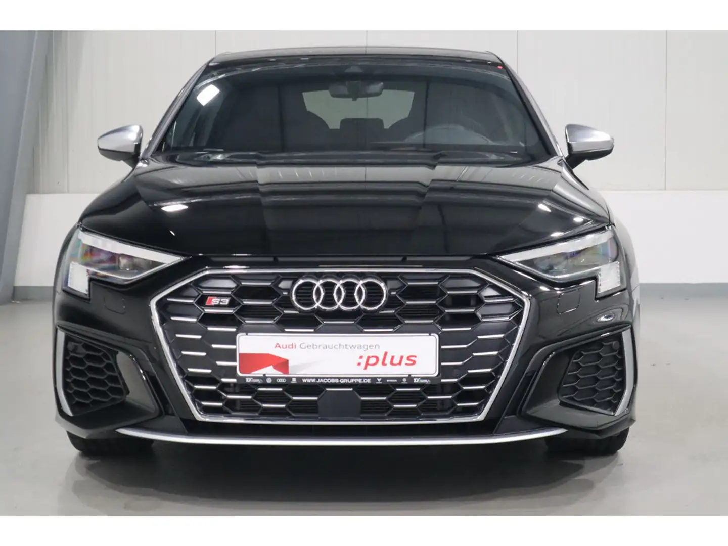 Audi S3 Sportback 2.0 TFSI quattro B&O*Matrix*PDC * Schwarz - 2