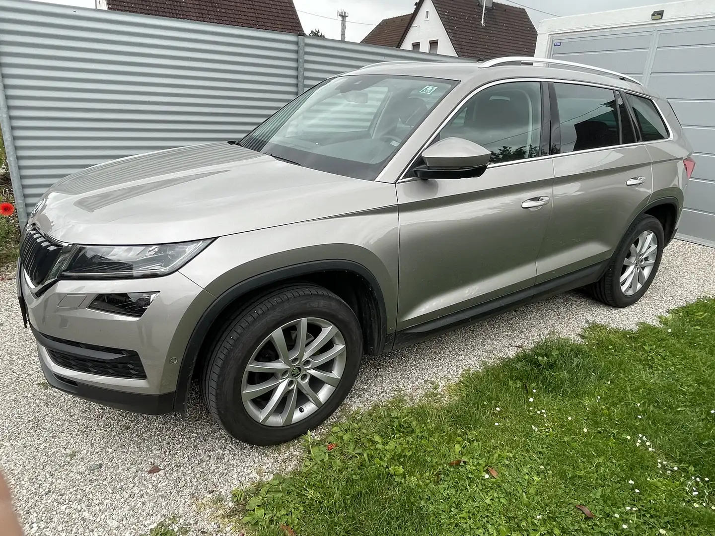 Skoda Kodiaq 2,0 TDI SCR 4x4 Style Zahnriemen neu! - 2