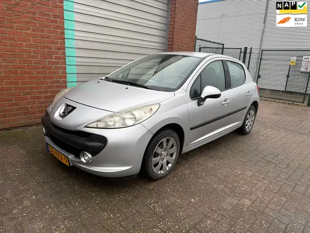 Peugeot 207 main image