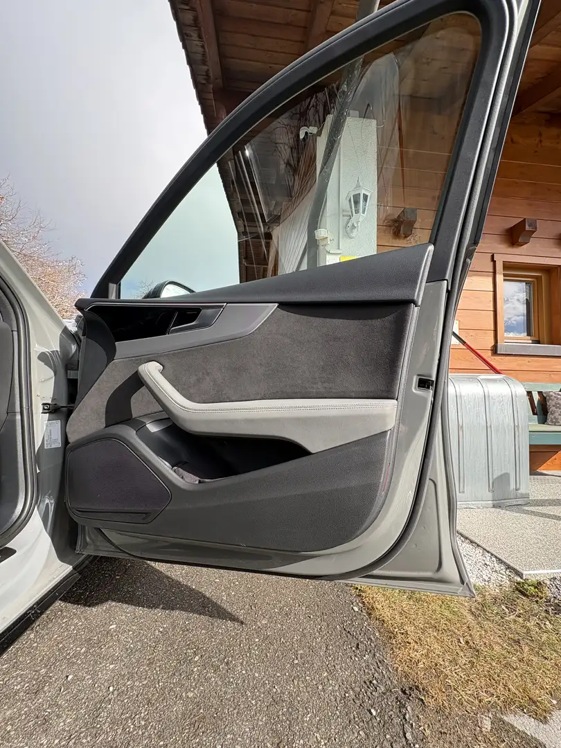 Audi A4 Avant 40 TDI quattro advanced S-tronic - 2