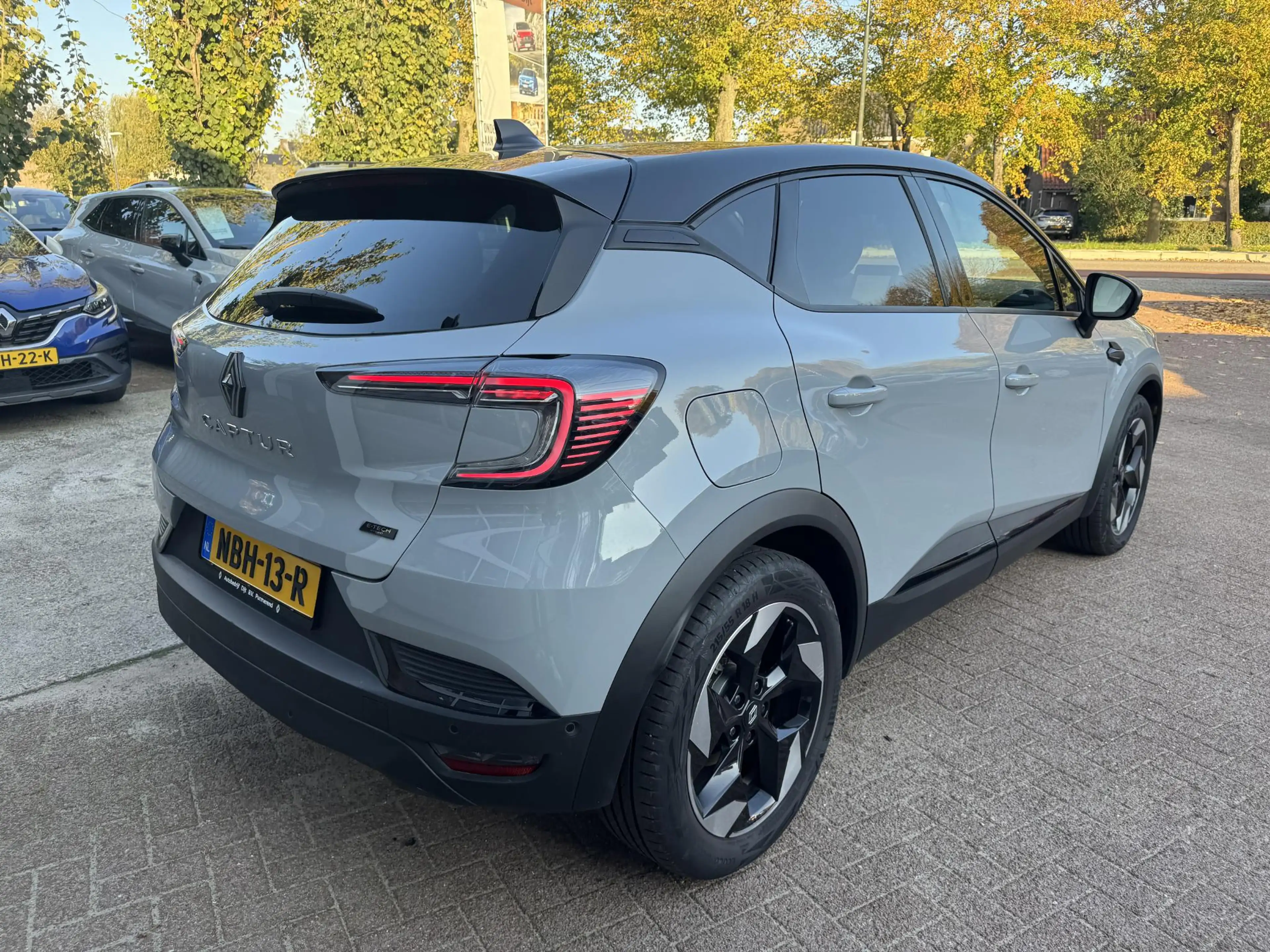 Renault Captur 1.8 E-Tech full hybrid 160 techno — photo 5