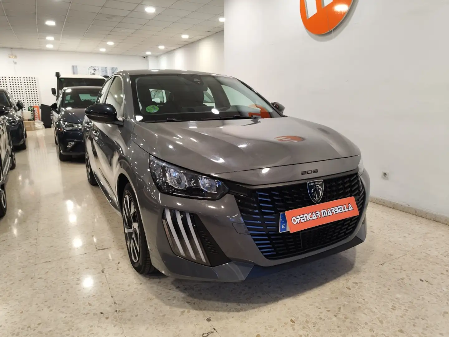 Peugeot 208 1.2 Puretech S&S Active 100 Gris - 1