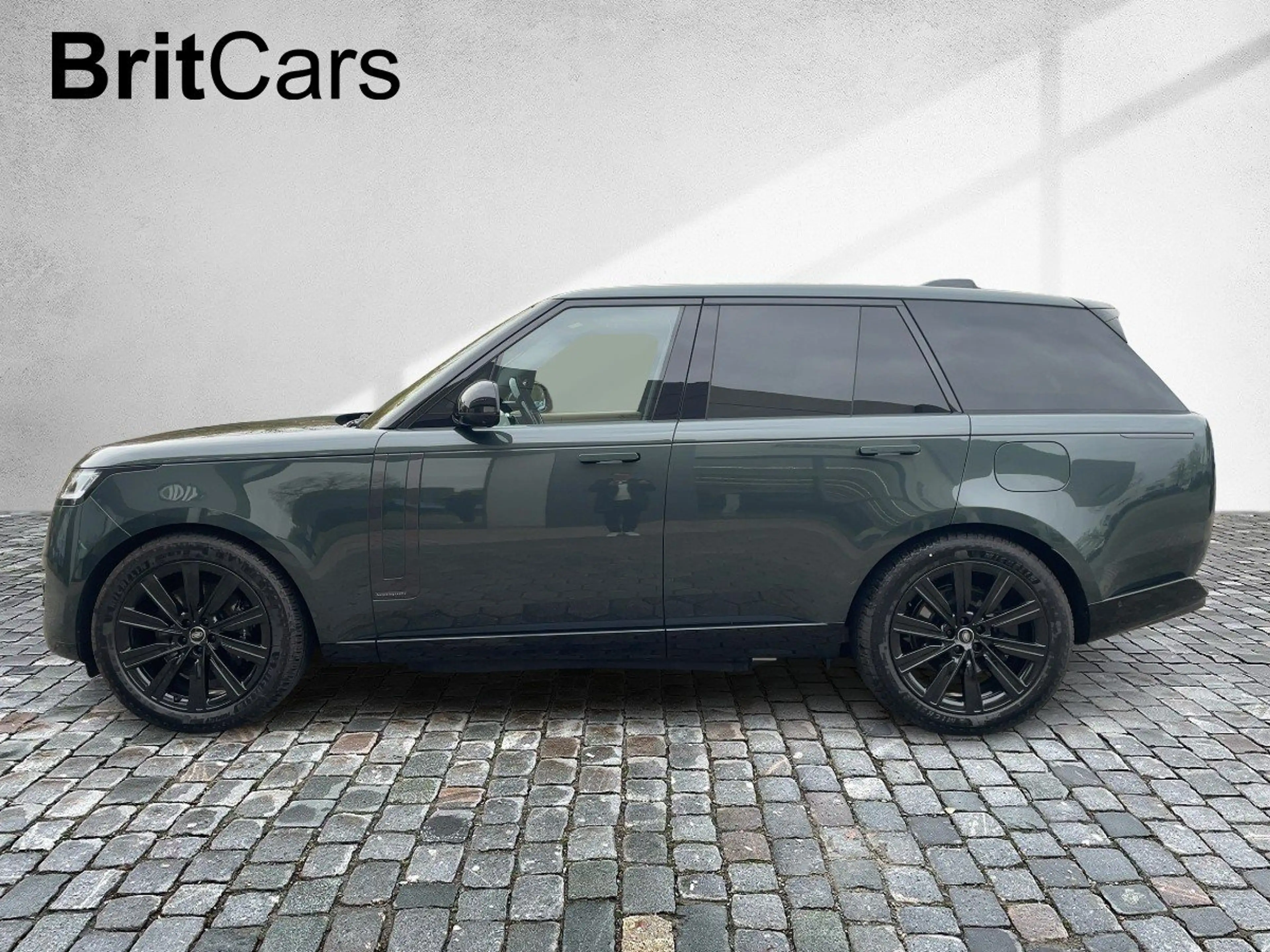 Land Rover Range Rover SWB  P550e Autobio Plug-in Hybrid — photo 3