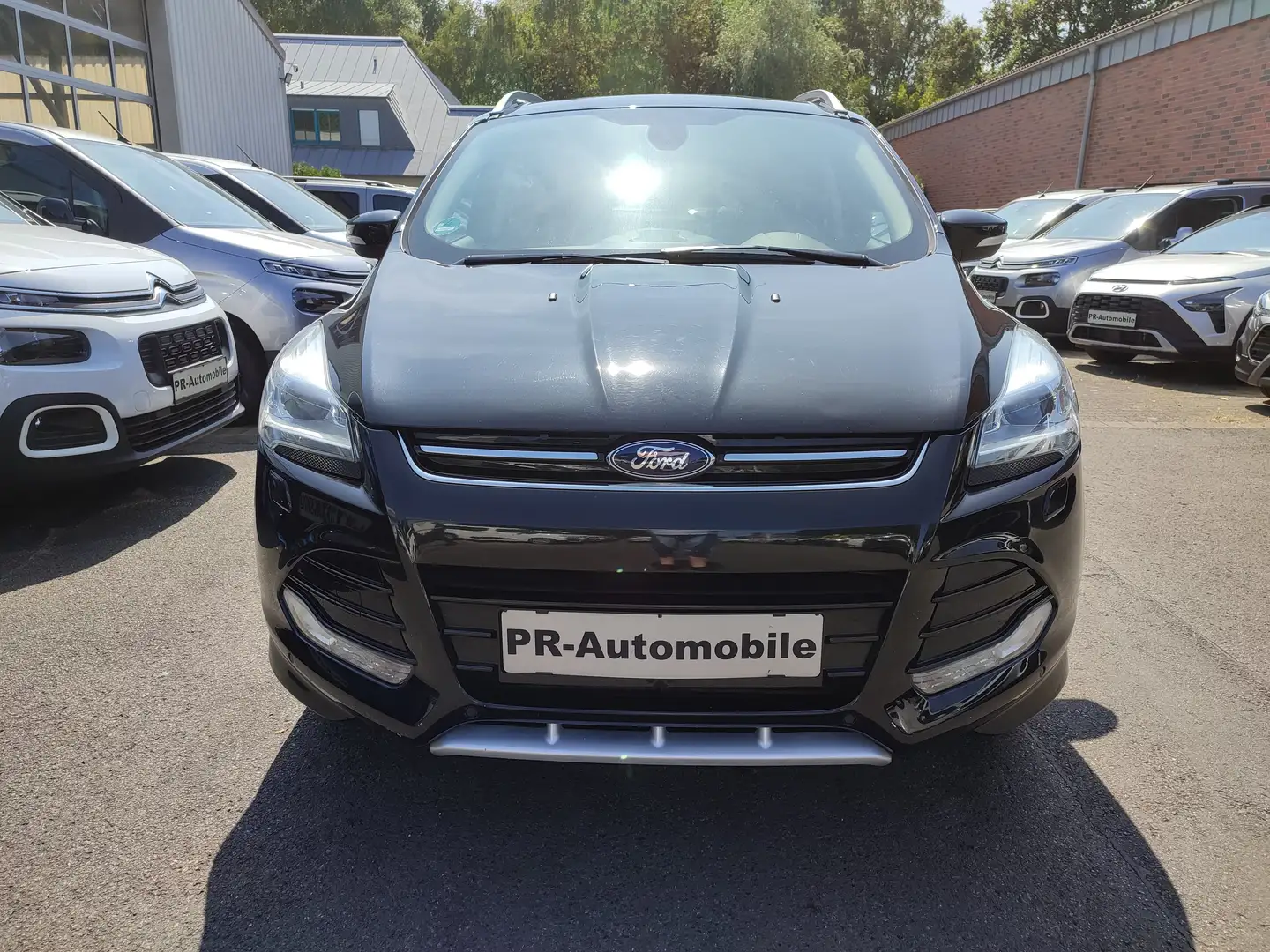 Ford Kuga 2.0 TDCi 4x4 Aut. Klimaaut/Panoramad/AHK/Leder Noir - 2