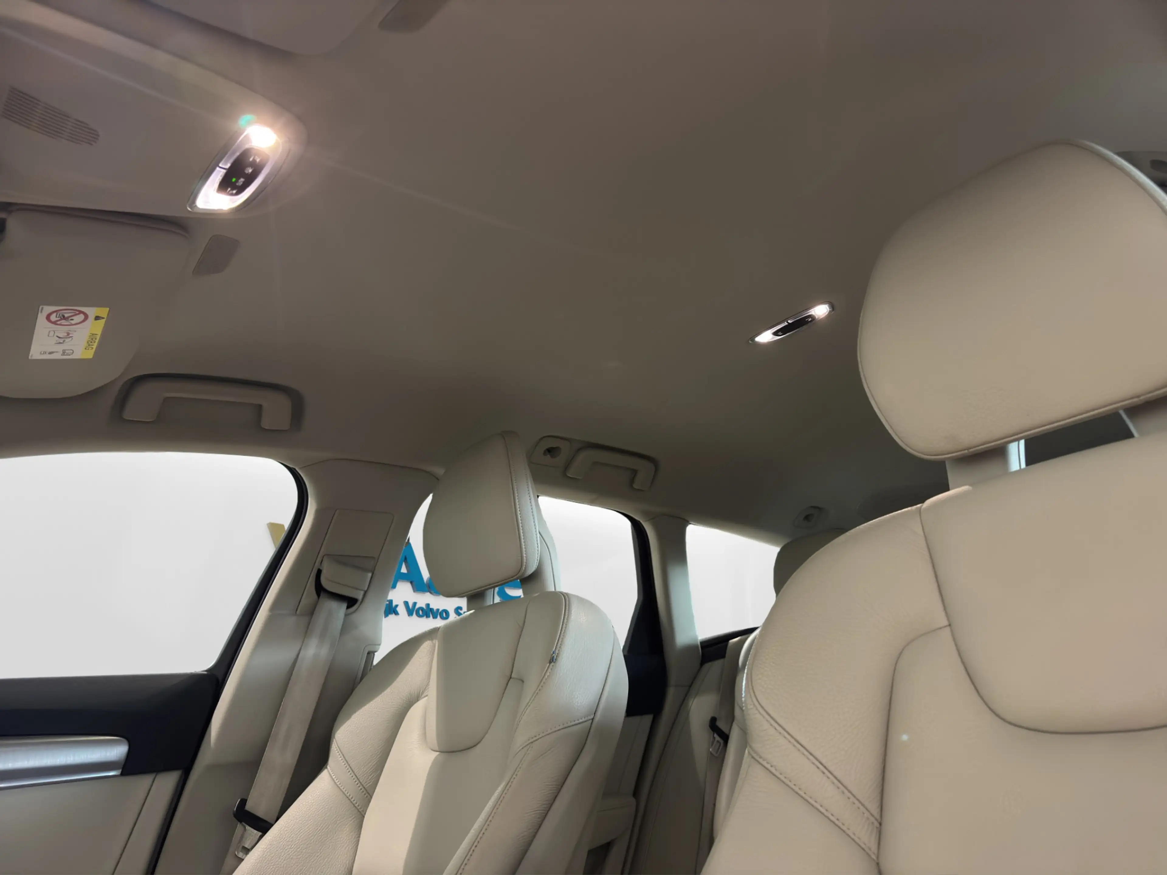 Volvo V90 T5 Aut. Momentum ACC Trekhaak Leder Stoelverwarmin — photo 14
