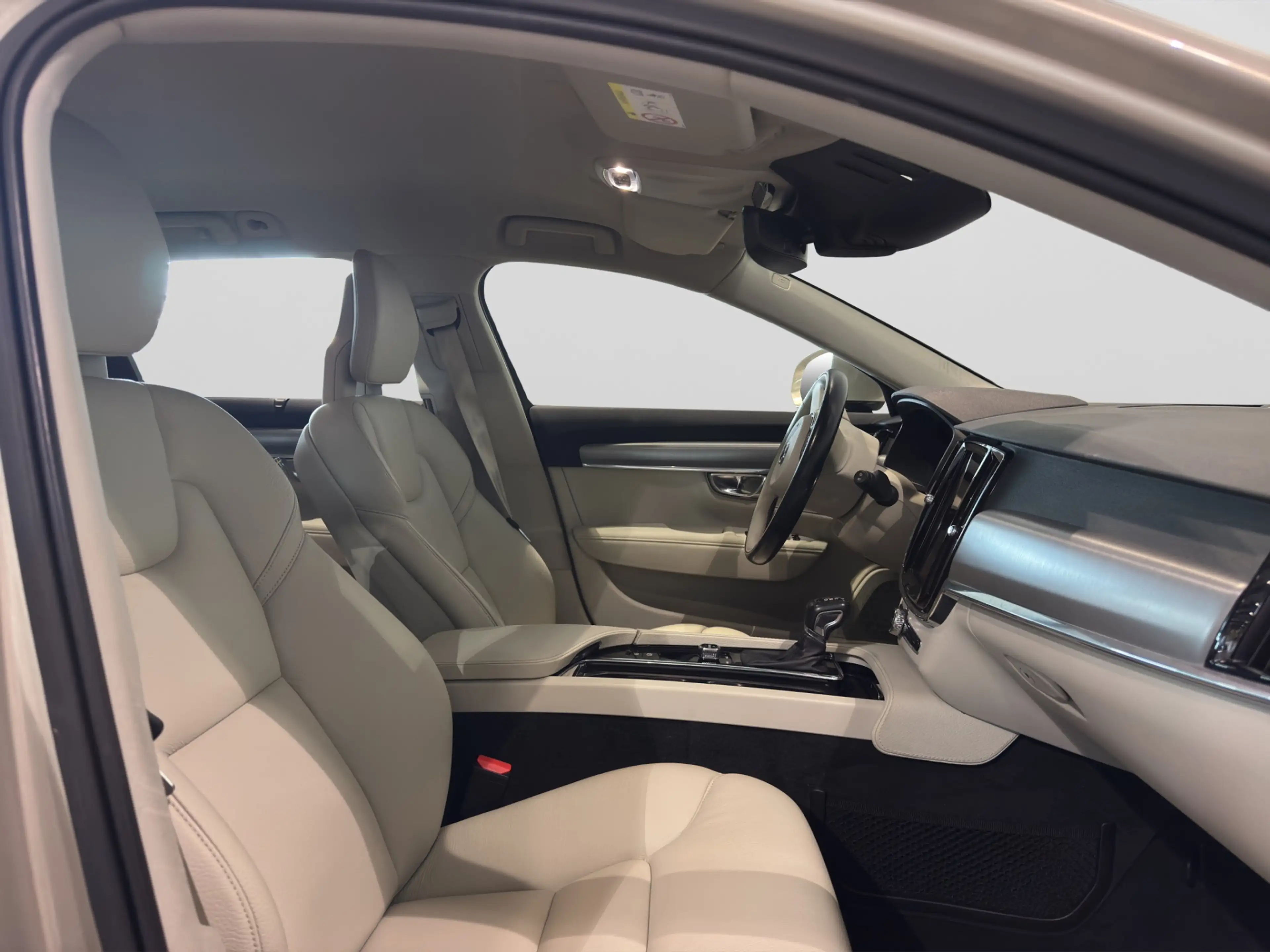 Volvo V90 T5 Aut. Momentum ACC Trekhaak Leder Stoelverwarmin — photo 9