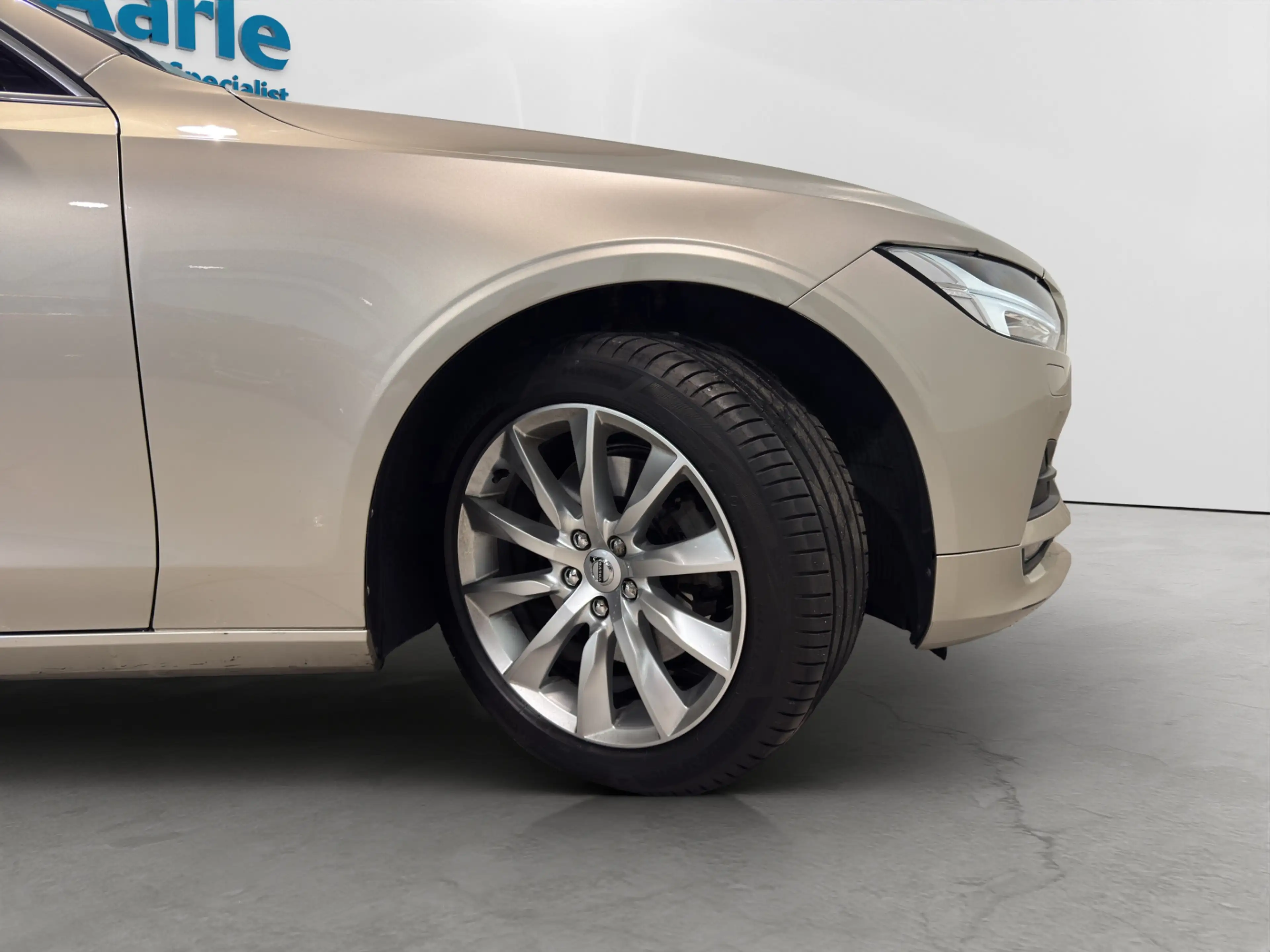 Volvo V90 T5 Aut. Momentum ACC Trekhaak Leder Stoelverwarmin — photo 10