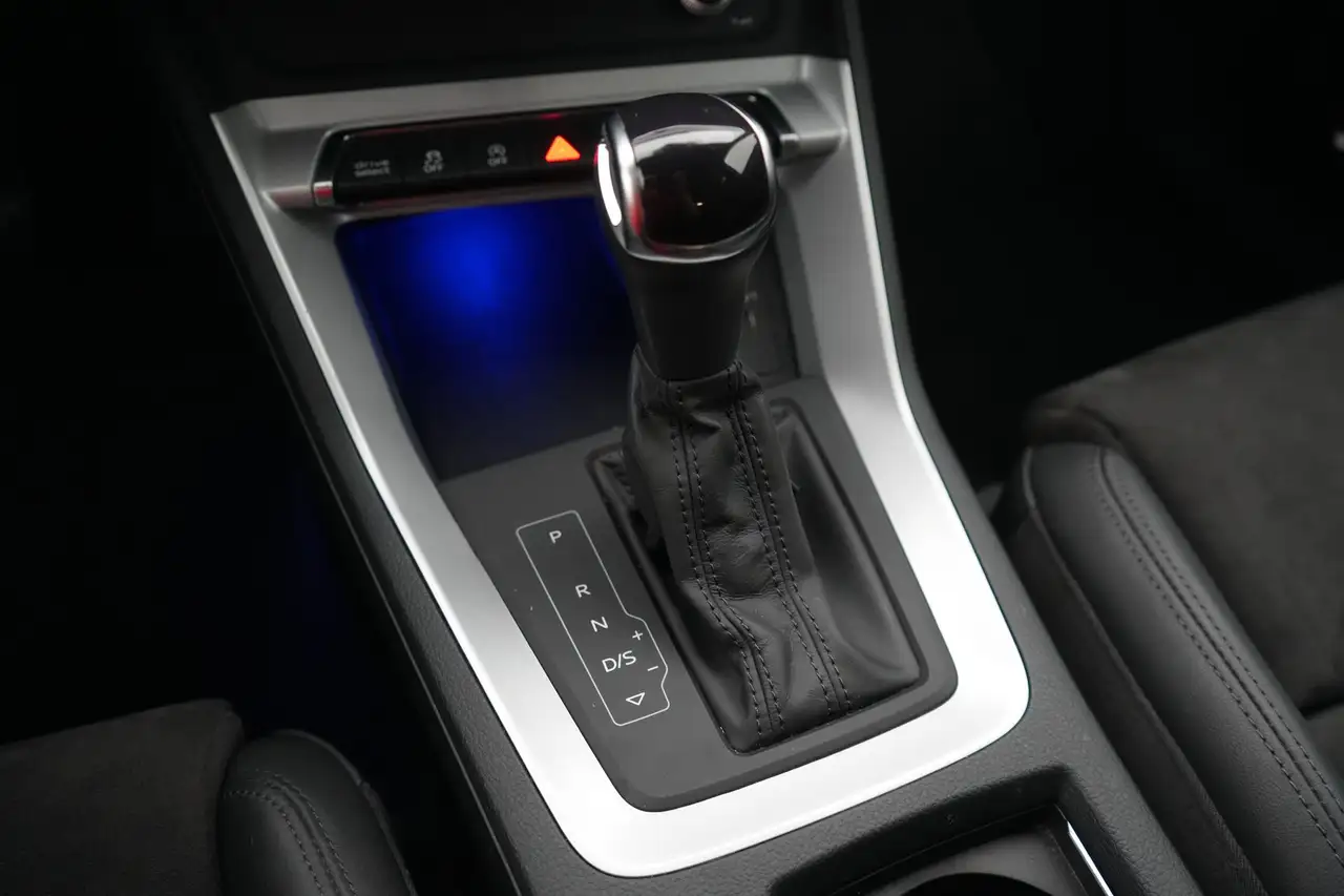 Audi Q3 Sportback 35 TDi S-Tronic Business Ed. Platinum LE, миниатюра 9