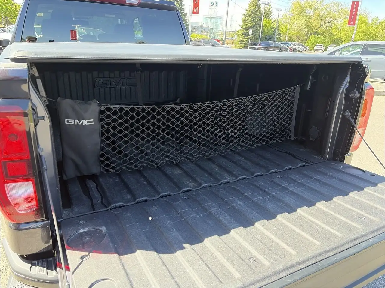 GMC Sierra 1500 снимка GMC Sierra 1500