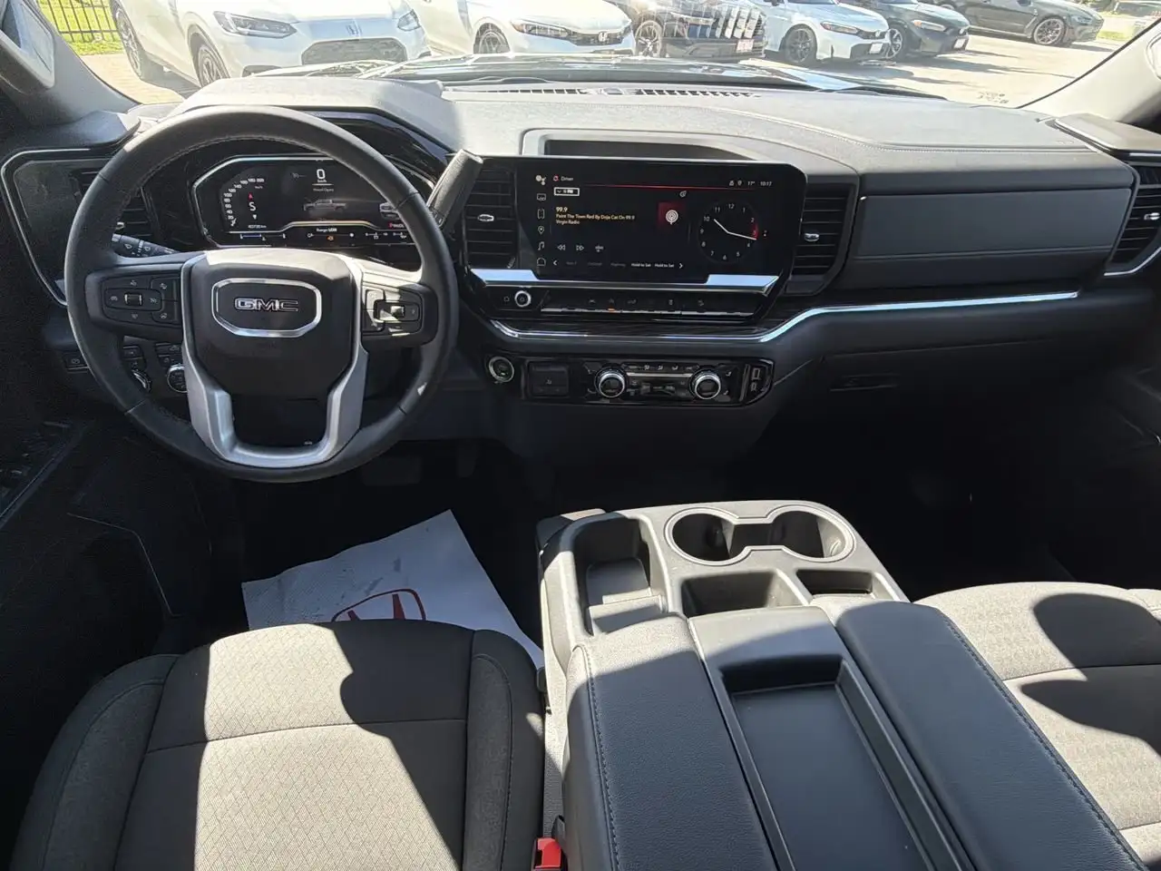 GMC Sierra 1500 снимка GMC Sierra 1500