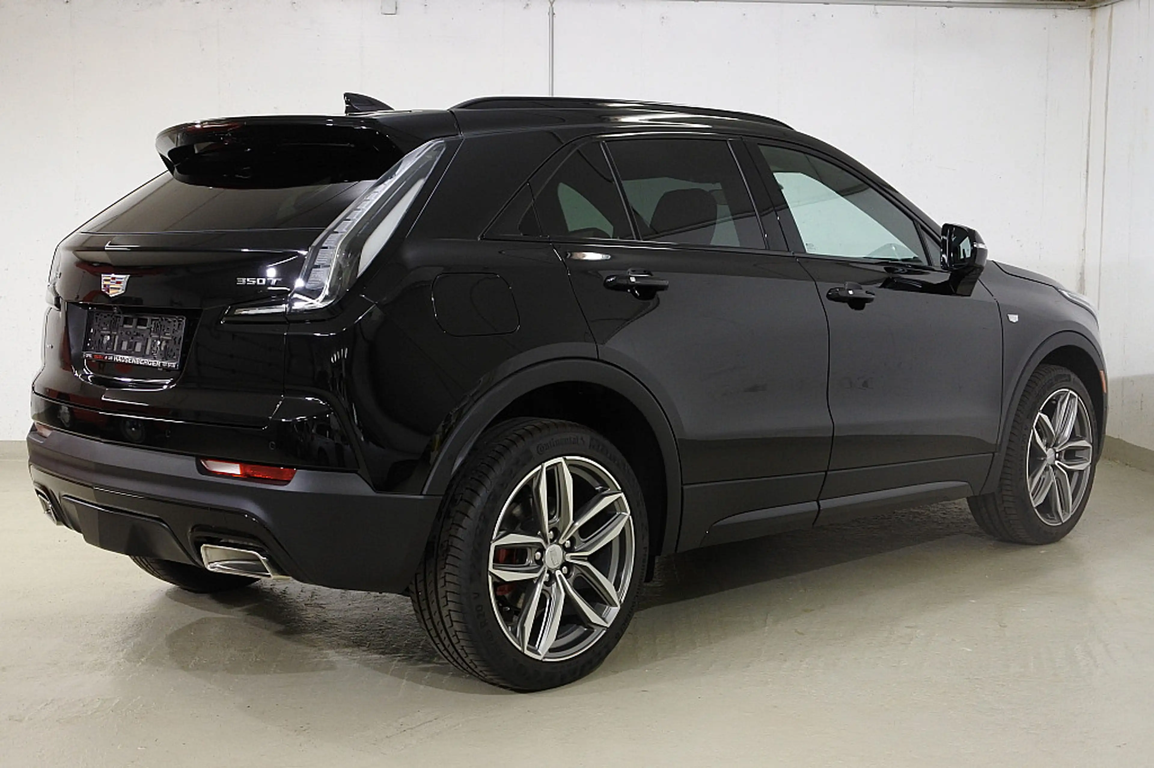 Cadillac XT4 Sport AWD — photo 15