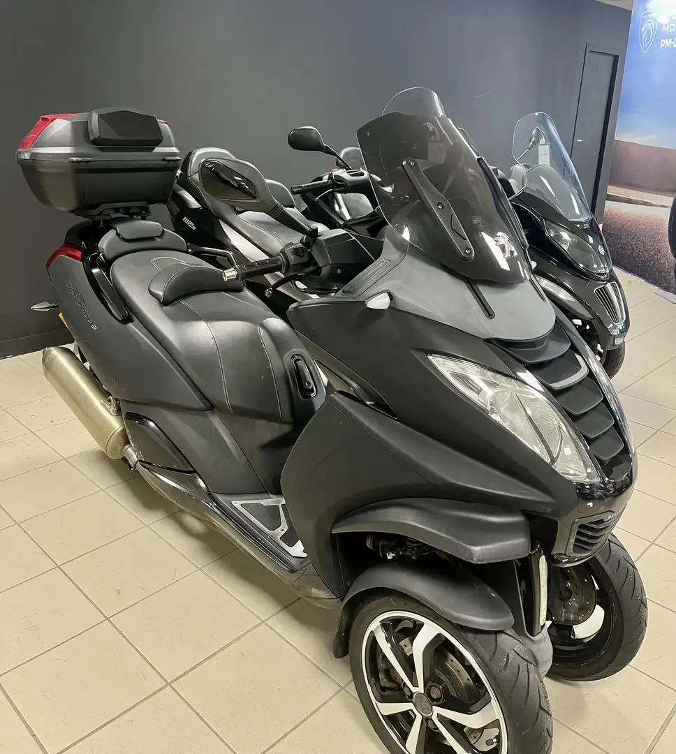 Peugeot Metropolis Fekete - 1