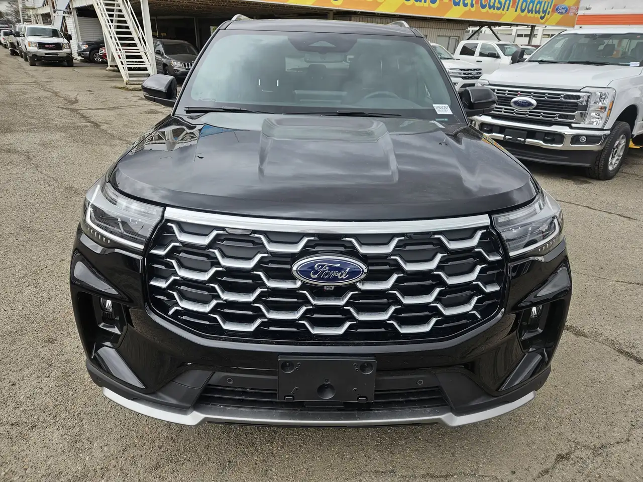 Ford Explorer снимка Ford Explorer