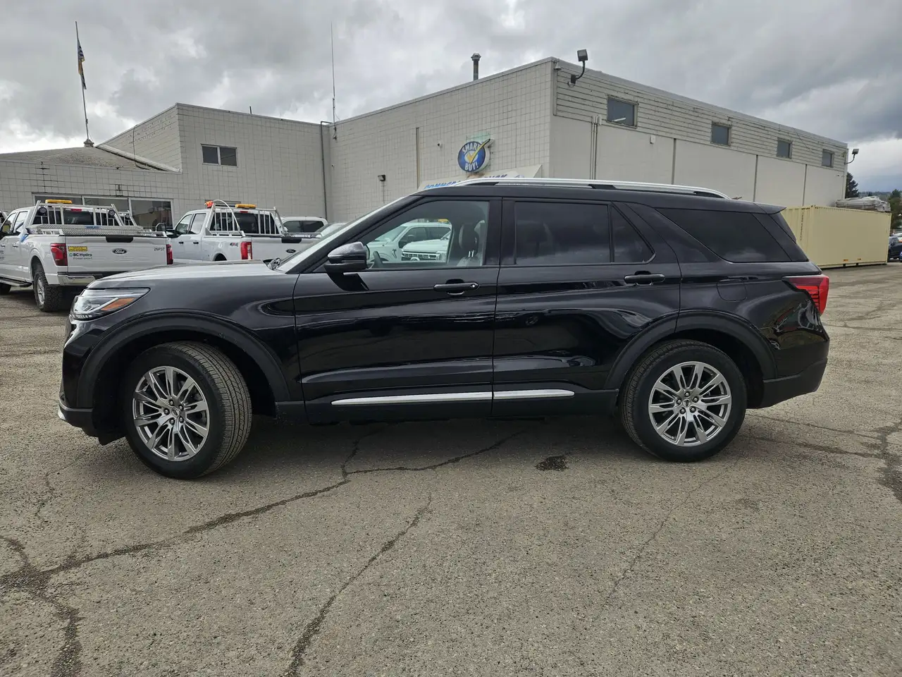 Ford Explorer снимка Ford Explorer