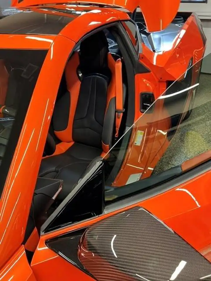 Chevrolet Corvette снимка Chevrolet Corvette