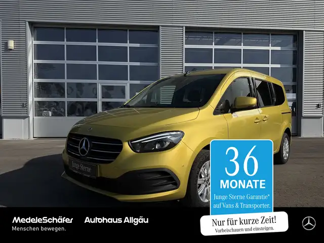 Mercedes-Benz T-Class PROGRESSIVE Lang 7 SITZER AHK LED LEDER
