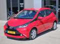 Toyota Aygo 1.0 VVT-i x-cite Automaat Navi Cam LM15 LED Rood - thumbnail 2