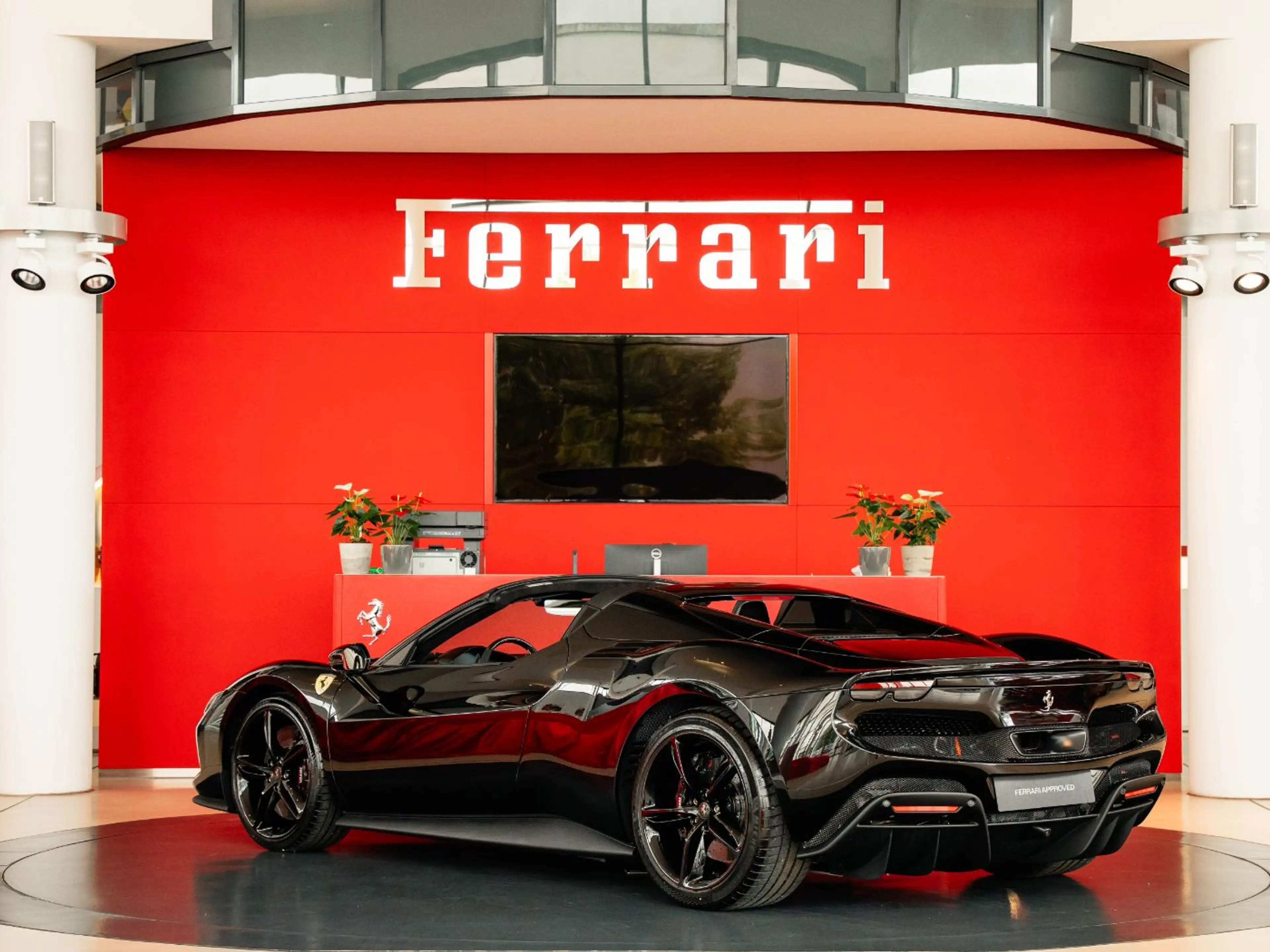 Ferrari 296 GTS Lift*JBL*LED-Lenkrad*Racing-Sitze — photo 5