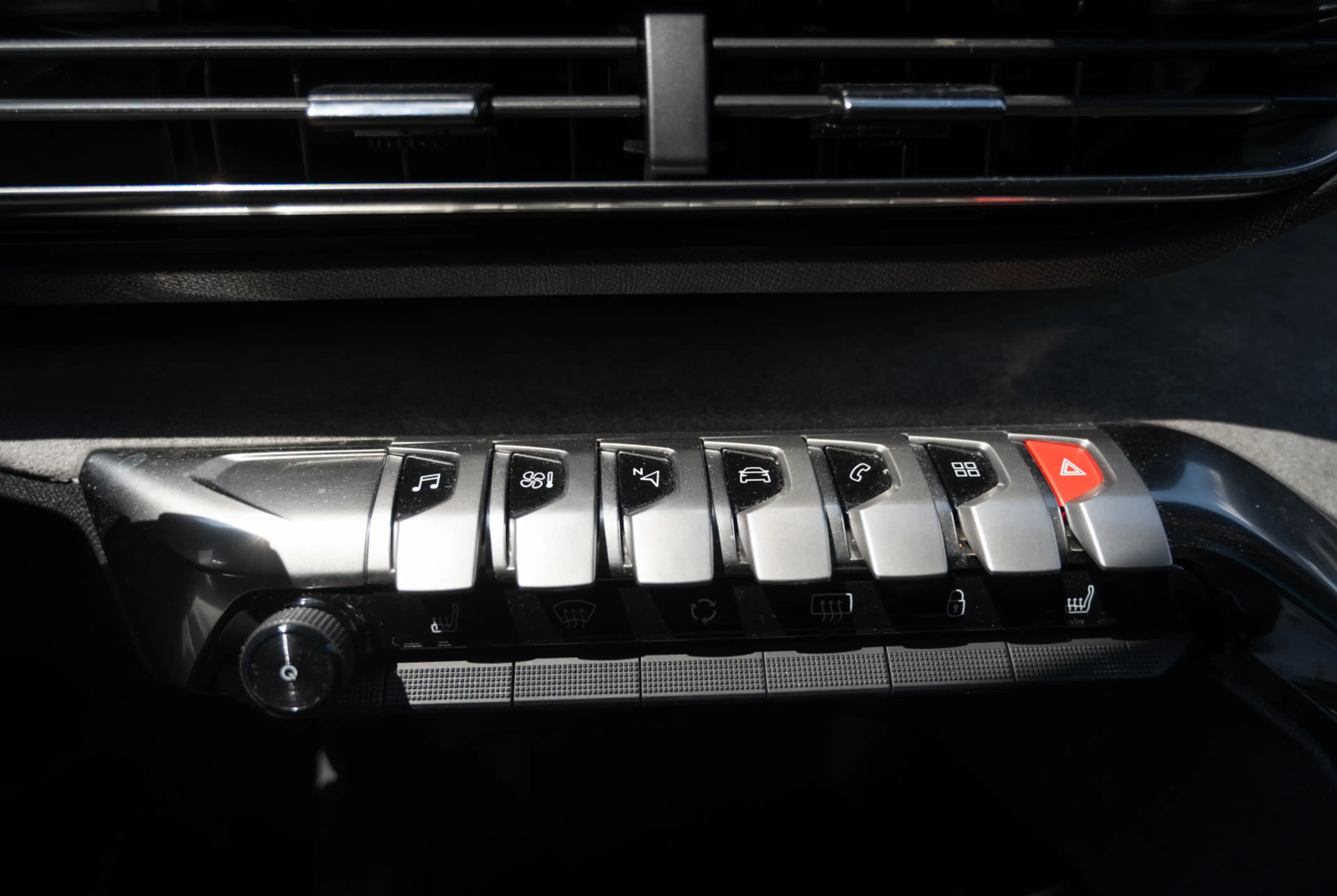 Peugeot 3008 GT 1.2 Hybrid 136 e-DSC6 *GW-TOP-DEAL* — photo 11