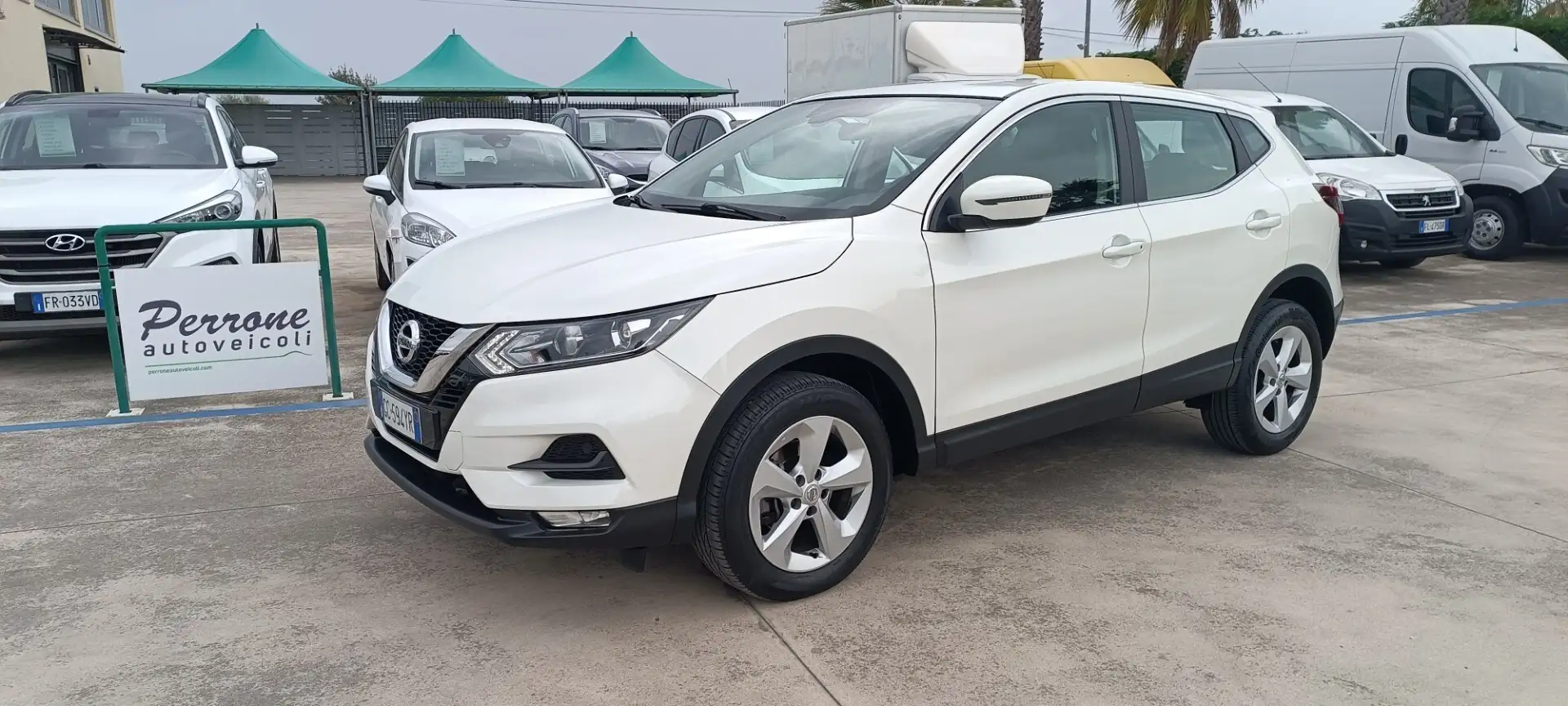 Nissan Qashqai 1.5 dCi 115 CV Business Bianco - 1