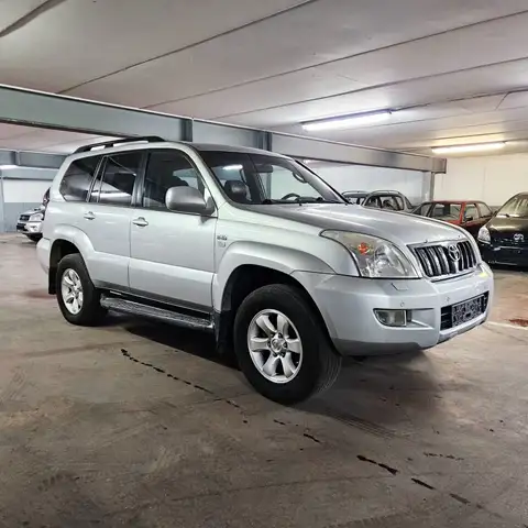 Toyota Land Cruiser Land Cruiser 3.0 Turbo D-4D VIP (PRIX EXPORT)