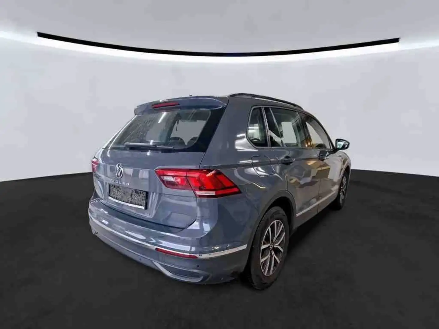 Volkswagen Tiguan Life2.0TDI DSG LED Navi SHZ AHK ACC Gris - 2