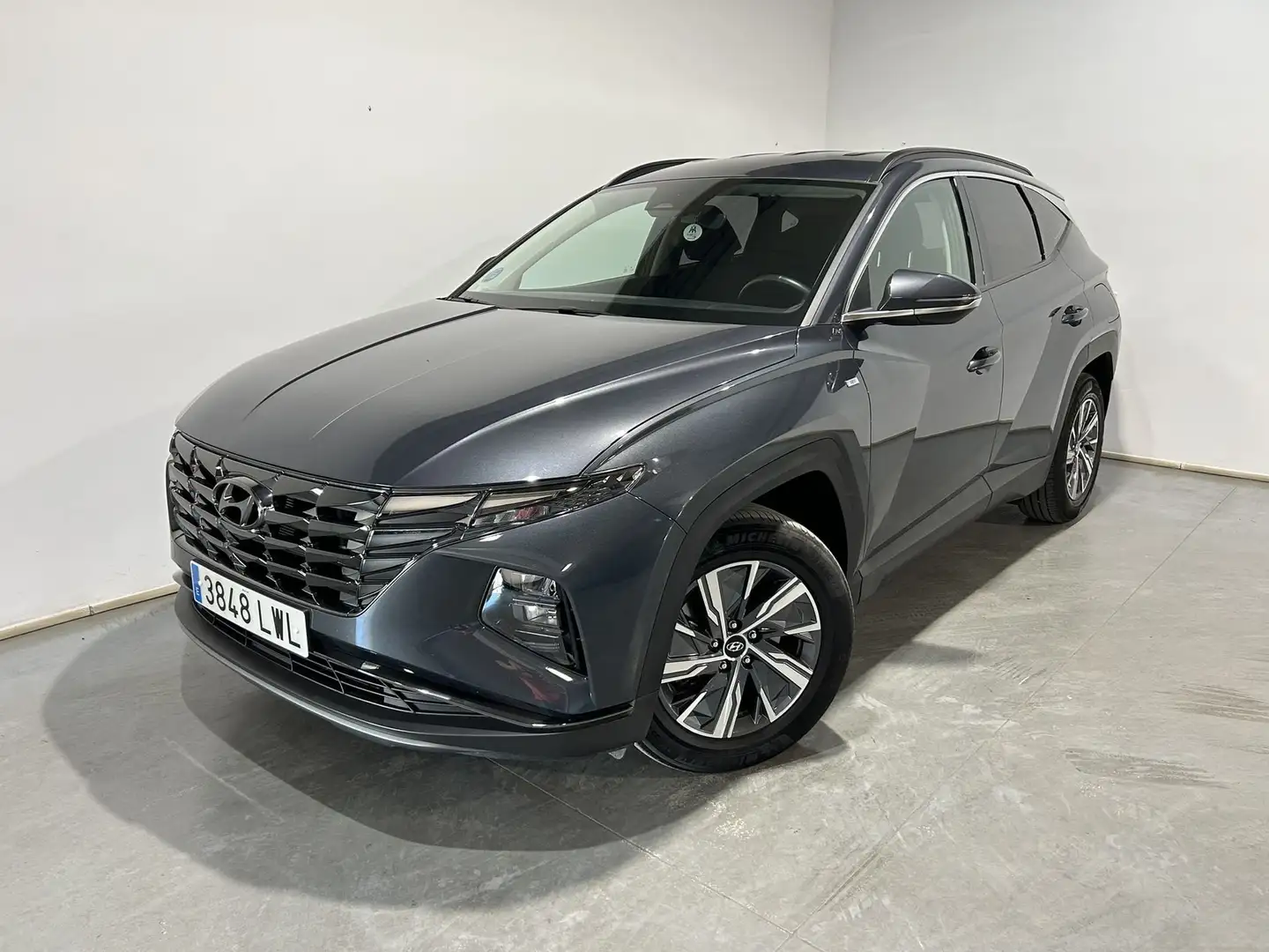 Hyundai TUCSON 1.6 CRDI 48V Maxx 4x2 Gris - 1