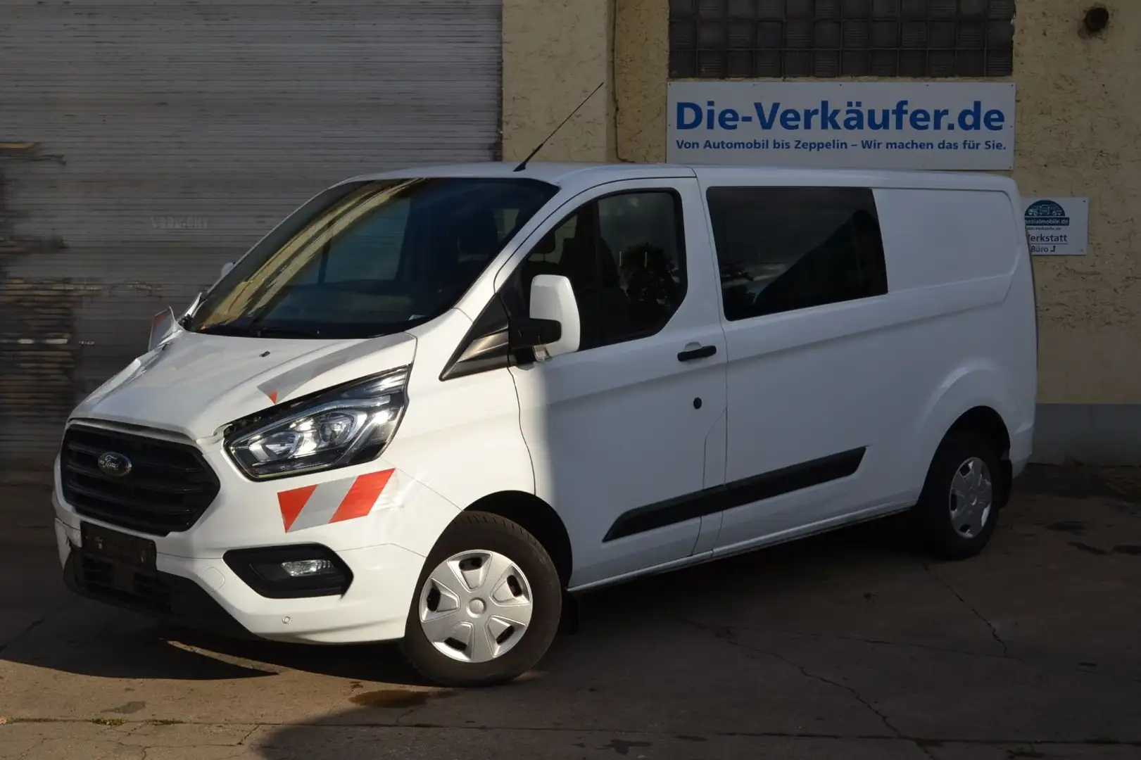Ford Transit Custom Kasten 300 L2 Trend Weiß - 1