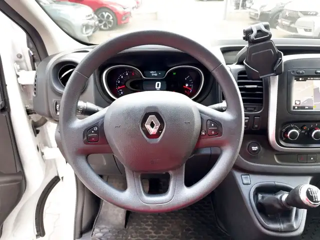 Renault Trafic view 10