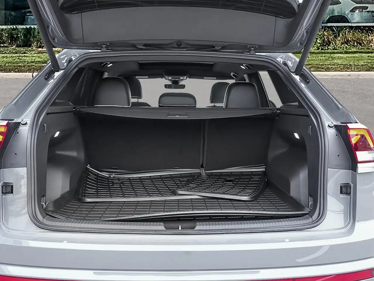 Volkswagen Atlas снимка Volkswagen Atlas