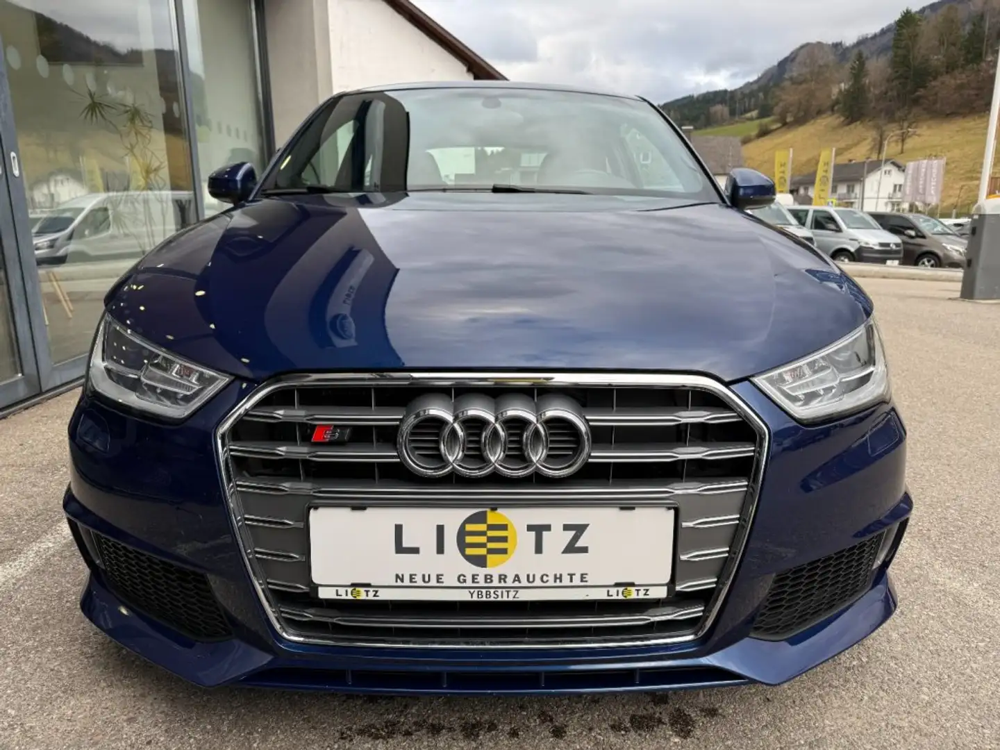 Audi S1 2,0TFSI quattro Blau - 2