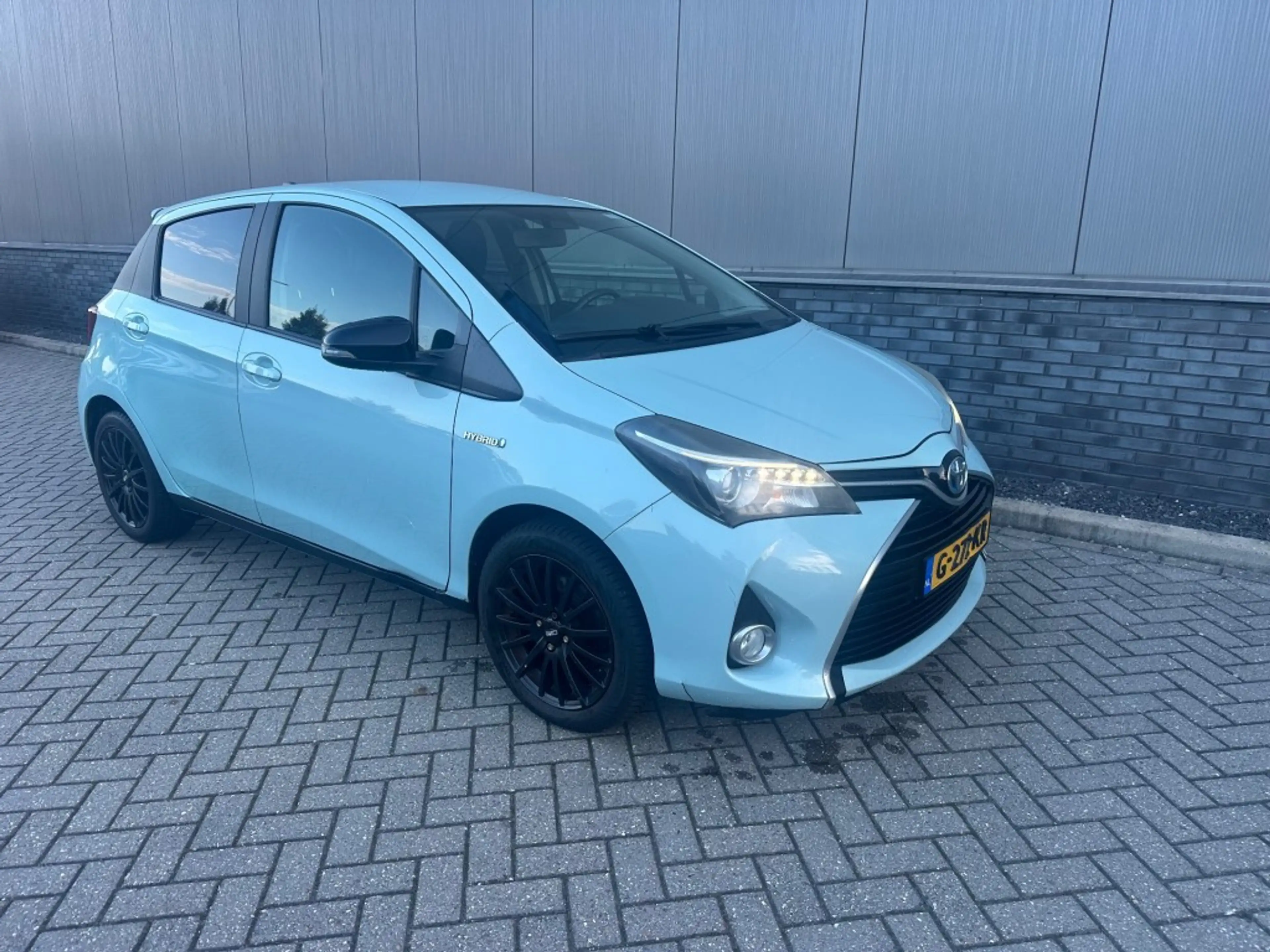 Toyota Yaris 1.5 HYBRID DYNAMIC — photo 5