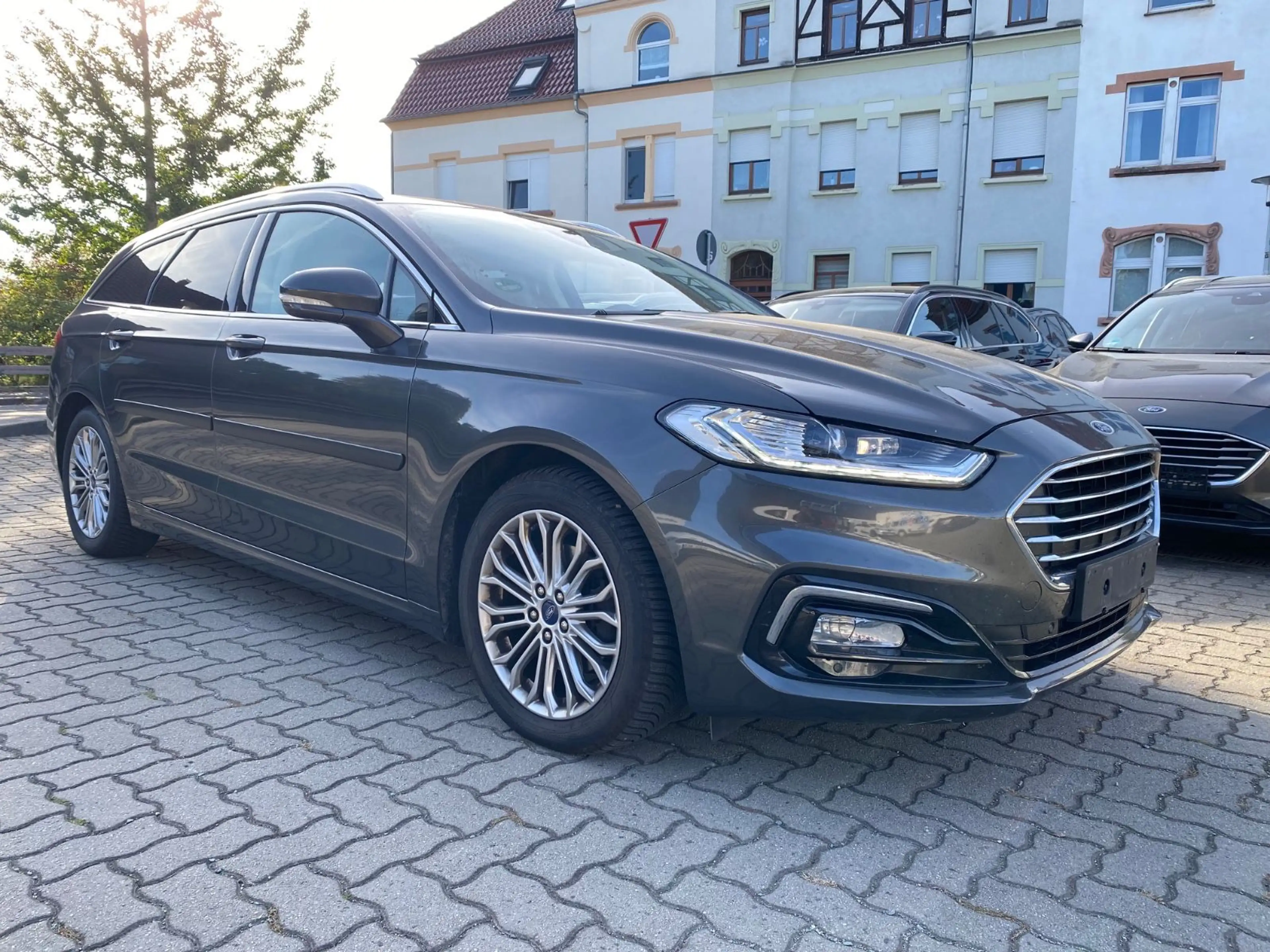 Ford Mondeo Turnier Titanium — photo 2