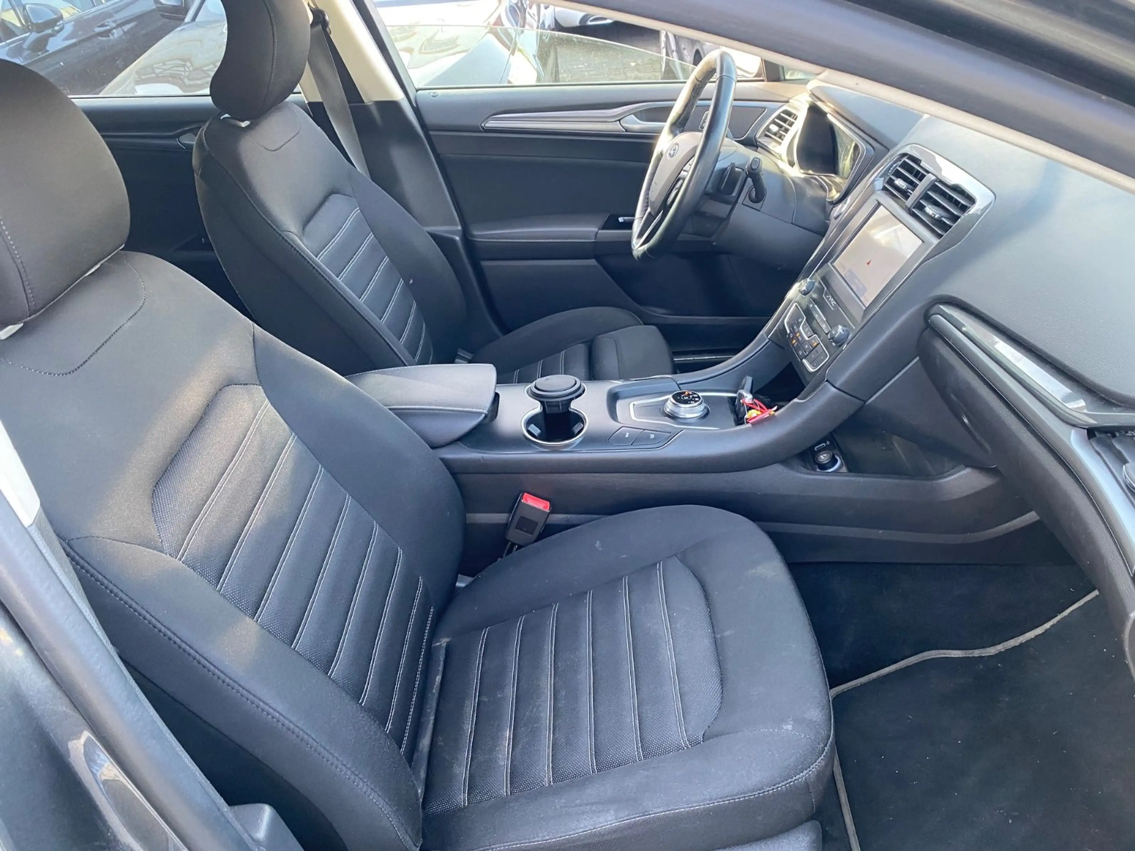 Ford Mondeo Turnier Titanium — photo 6