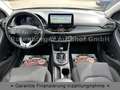Hyundai i30 1.6 CRDI*DCT*INTRO*EDITION*LED*NAVI*TÜV NEU* Schwarz - thumbnail 13