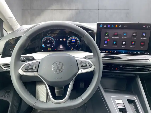 Volkswagen Golf view 10