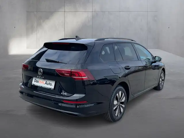 Volkswagen Golf view 5