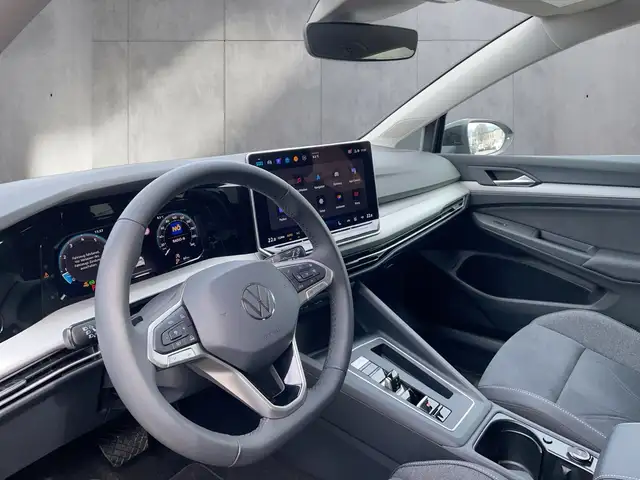 Volkswagen Golf view 9