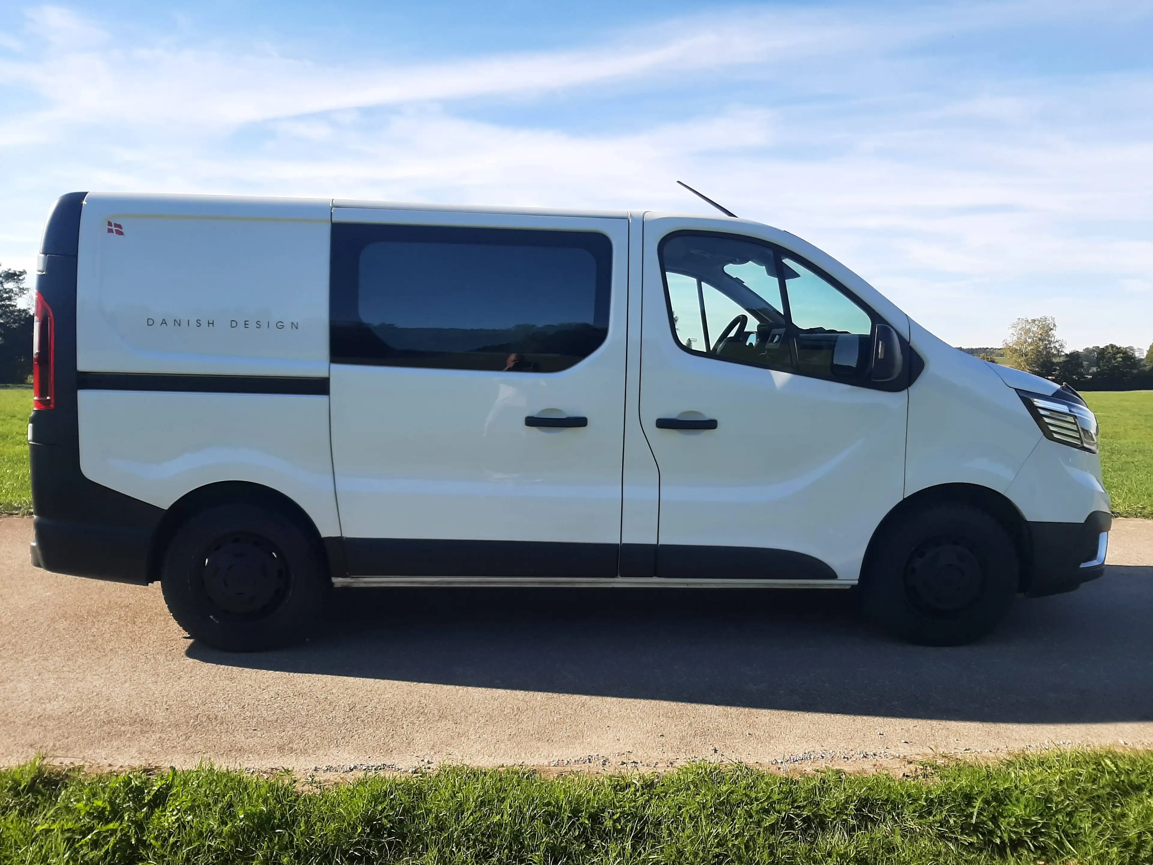 Renault Trafic L1H1 2,8t Komfort Klima Tempomat AHK Fenster LED PDC Netto 12185 — photo 2