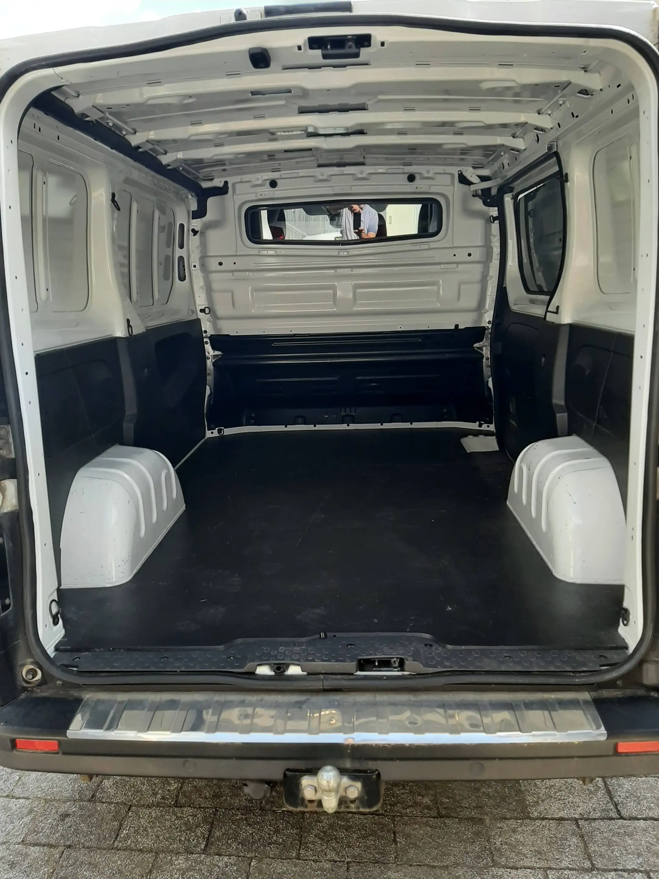 Renault Trafic L1H1 2,8t Komfort Klima Tempomat AHK Fenster LED PDC Netto 12185 — photo 10