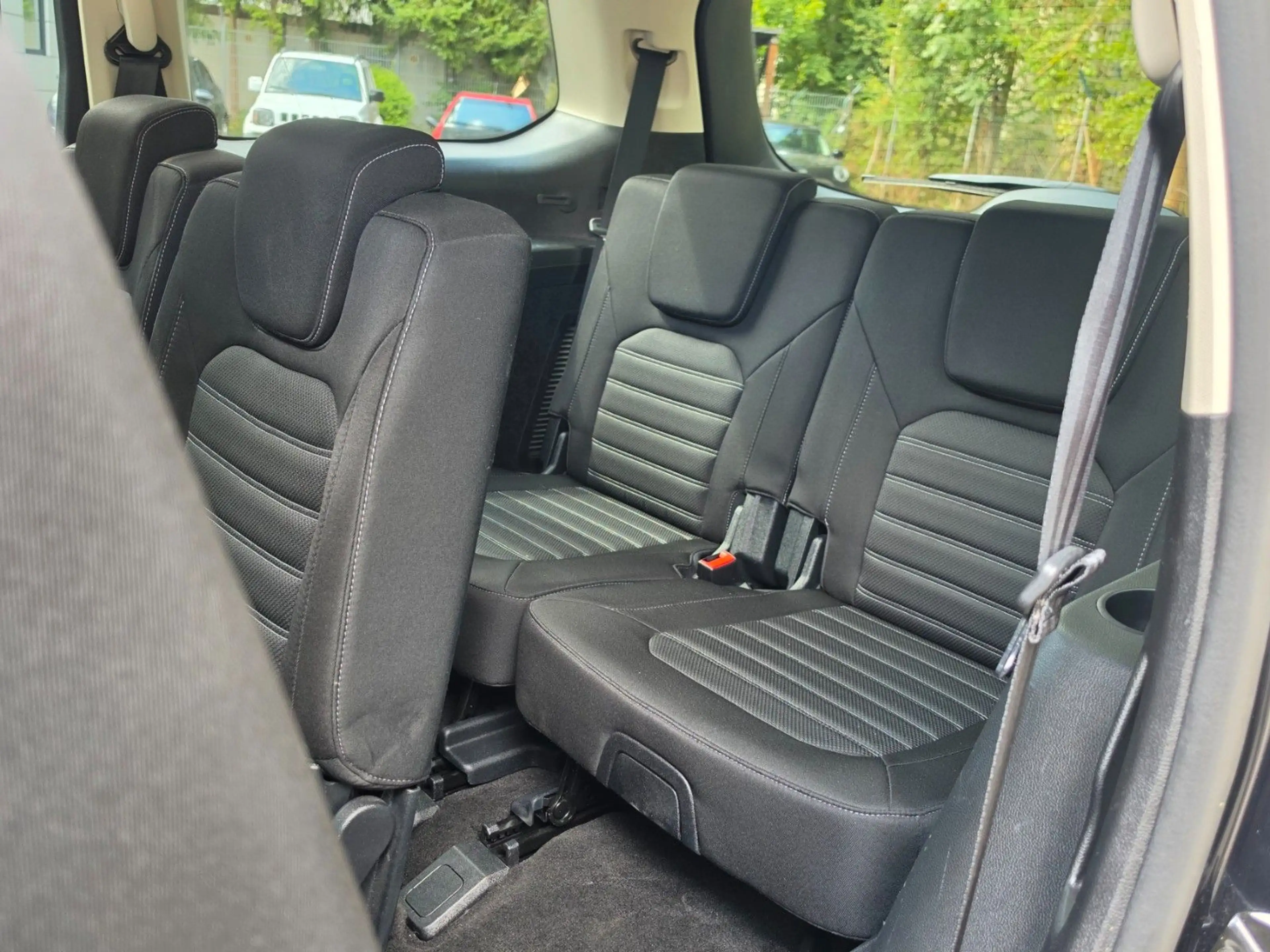 Ford Galaxy Titanium*150PS*AUT*7-SITZER*NAVI*KESSY* — photo 14