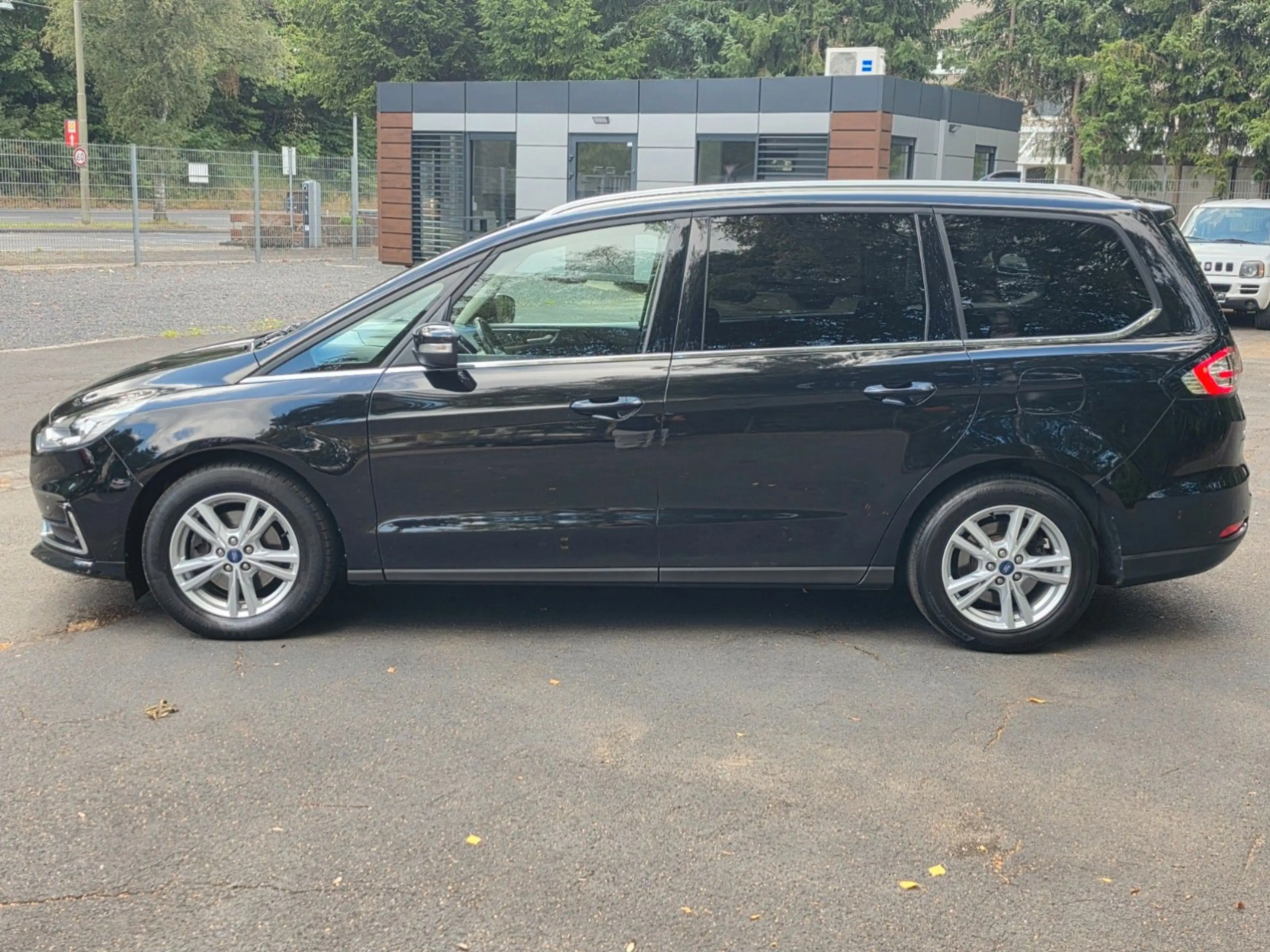 Ford Galaxy Titanium*150PS*AUT*7-SITZER*NAVI*KESSY* — photo 8