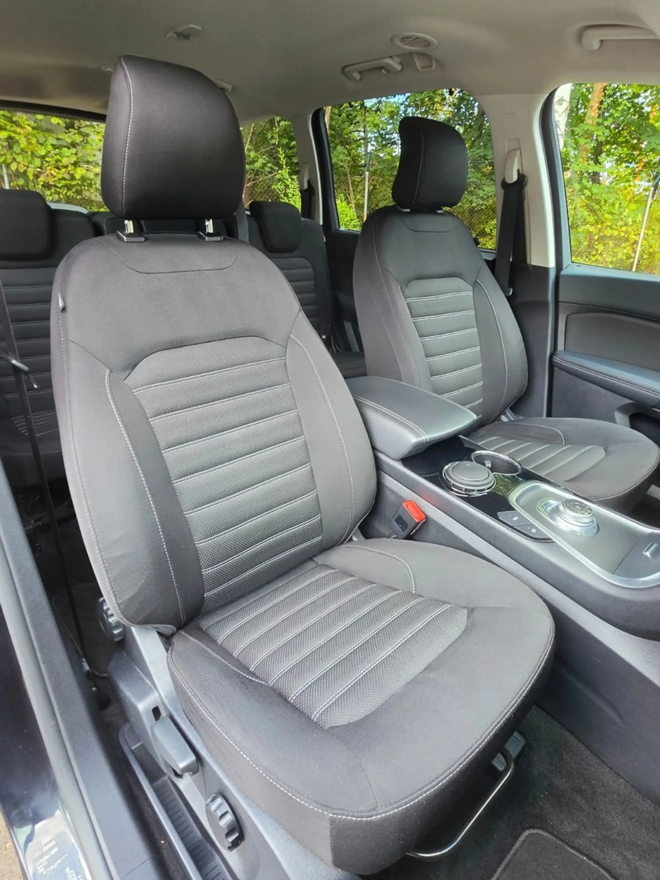 Ford Galaxy Titanium*150PS*AUT*7-SITZER*NAVI*KESSY* — photo 11