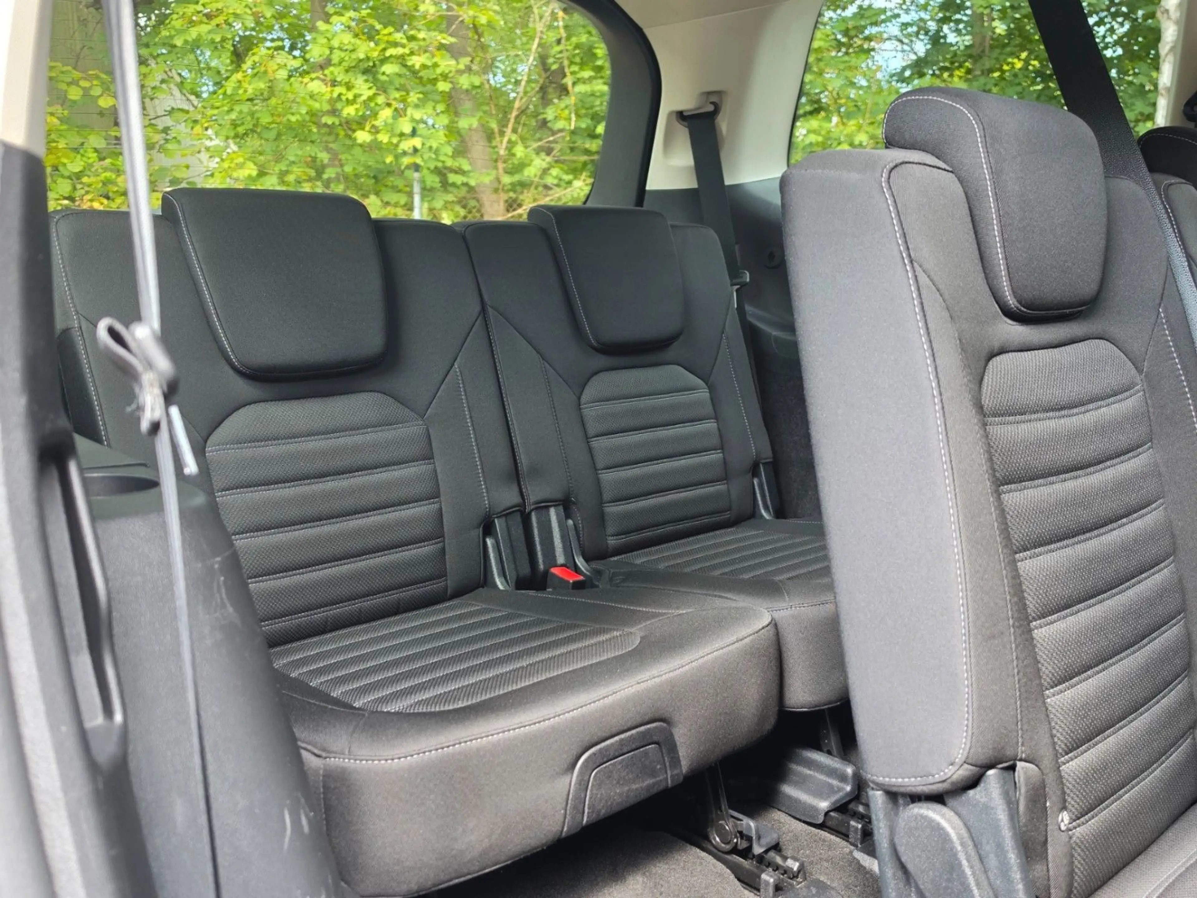 Ford Galaxy Titanium*150PS*AUT*7-SITZER*NAVI*KESSY* — photo 15
