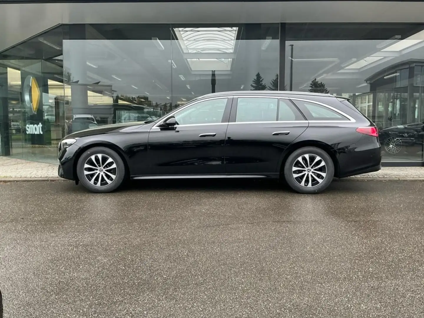 Mercedes-Benz E 220 d T TAXI-VORRÜSTUNG+LIMO-Paket+AVANTGARDE+ Schwarz - 2