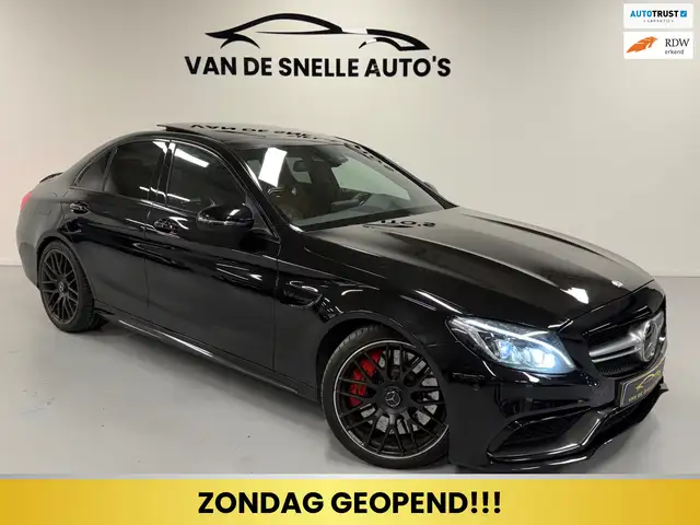 Mercedes-Benz C 63 AMG S PANO/KUIPSTOELEN/CAMERA/ONDERHOUDSHISTORIE