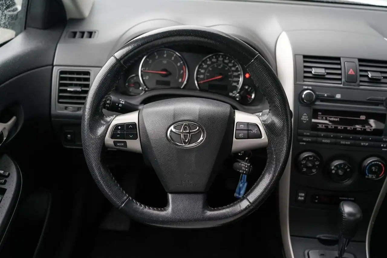 Toyota Corolla снимка Toyota Corolla