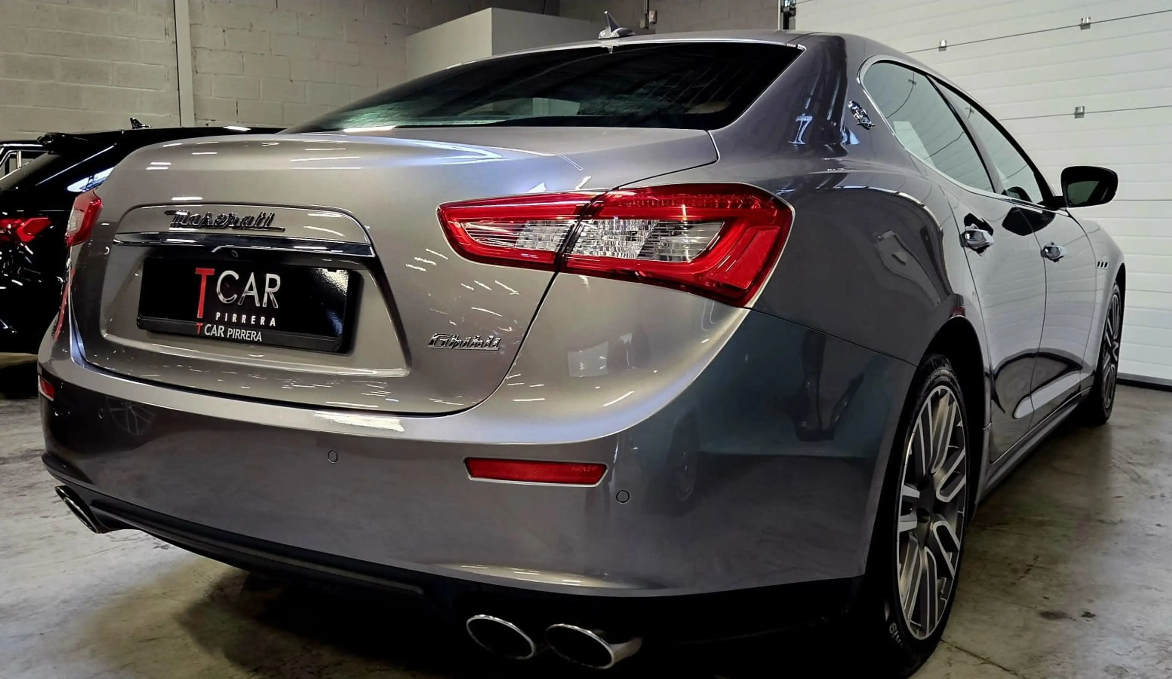 Maserati Ghibli Ghibli 3.0 V6 275 D GranLusso — photo 4